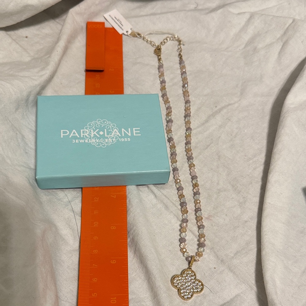 Park Lane Gold and Cream Beaded Necklace